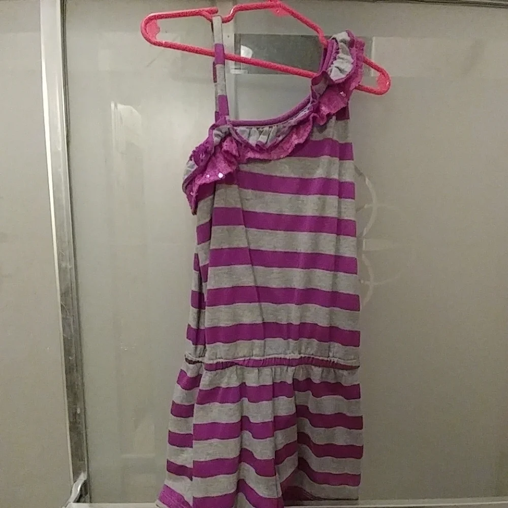 Girl's short, pink and gray jumpsuit